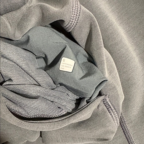 lululemon softstreme high-rise shorts 4" - Picture 3 of 13